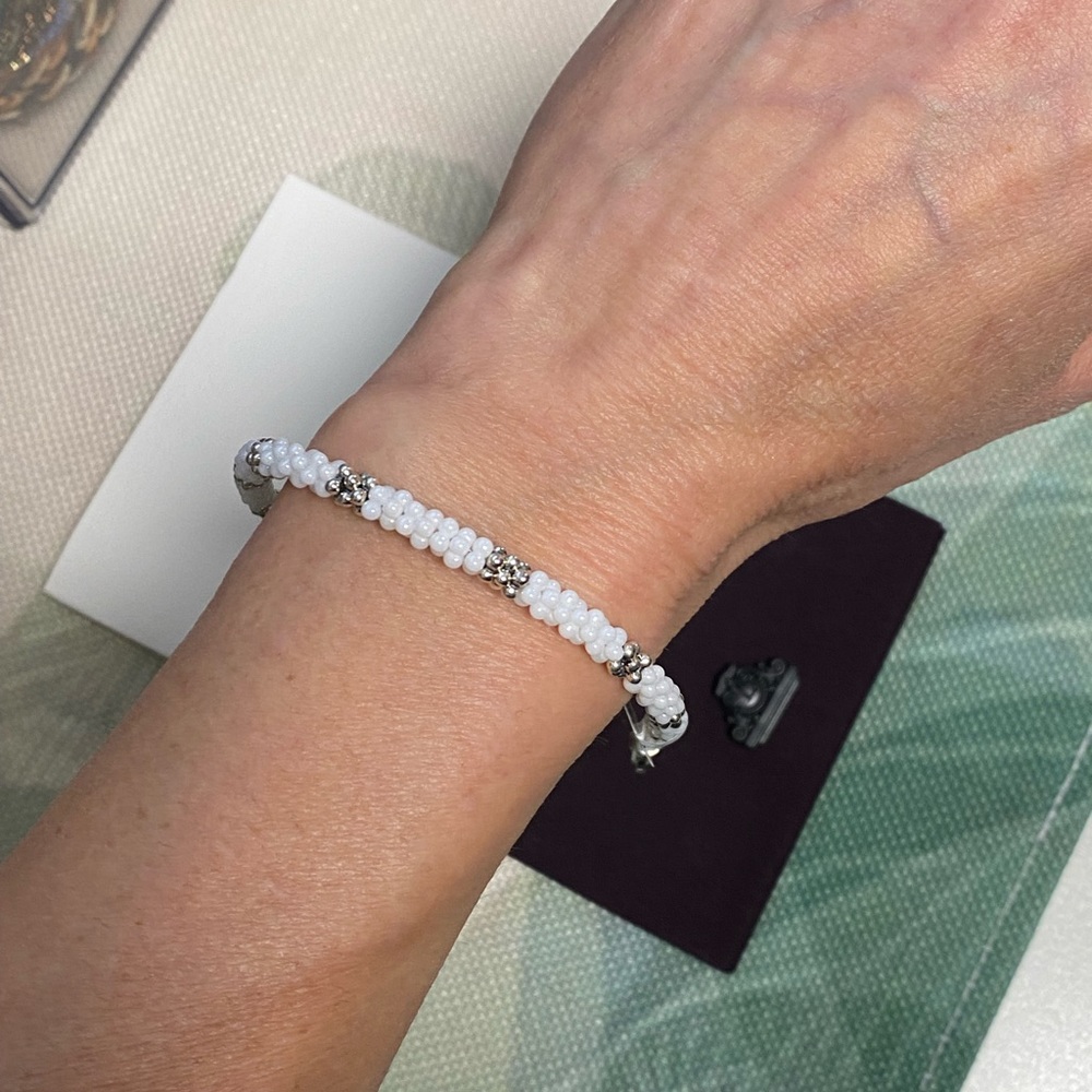 Brand new Lagos SS white ceramic 7” bracelet - Picture 2 of 2